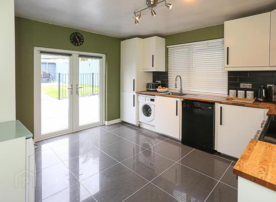 46 East Link, Holywood, BT18 9PQ