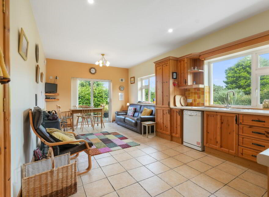 Shanvally, Kiltimagh, F12K207
