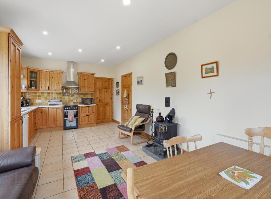 Shanvally, Kiltimagh, F12K207