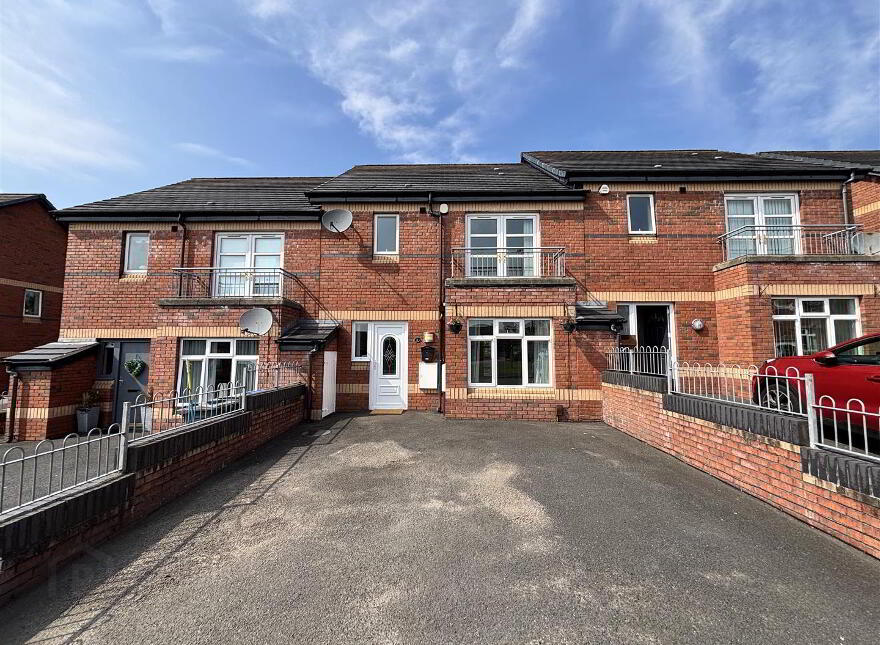 15 Ballysillan Close, Belfast, BT14 7RD