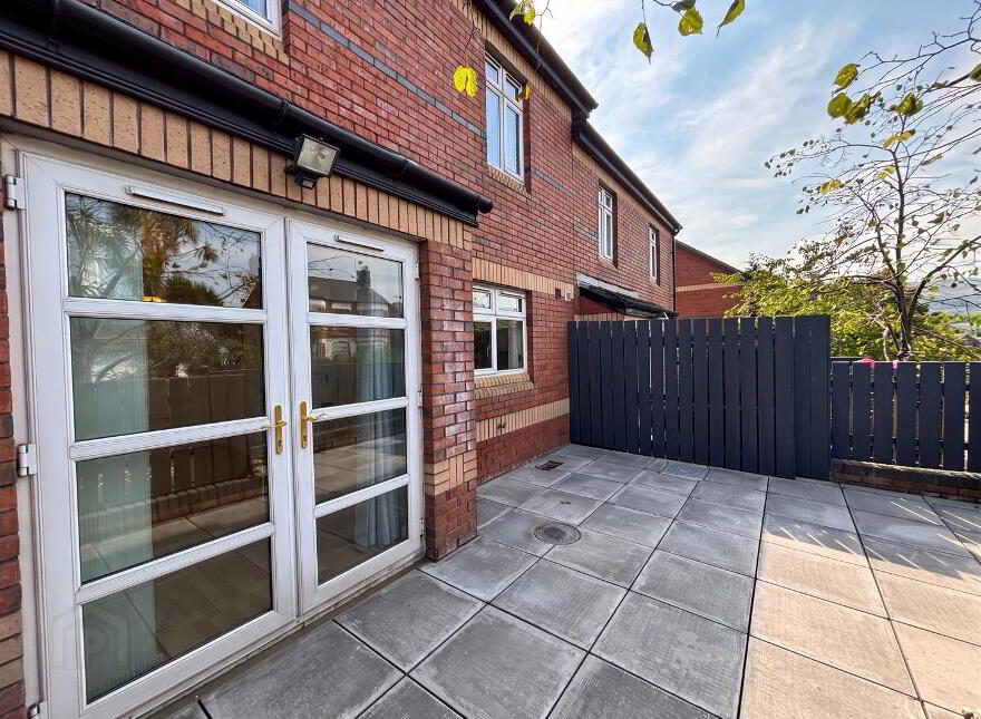 15 Ballysillan Close, Belfast, BT14 7RD