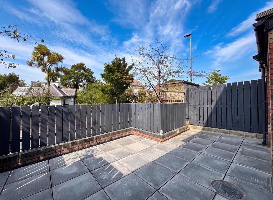 15 Ballysillan Close, Belfast, BT14 7RD