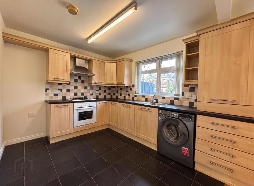 15 Ballysillan Close, Belfast, BT14 7RD