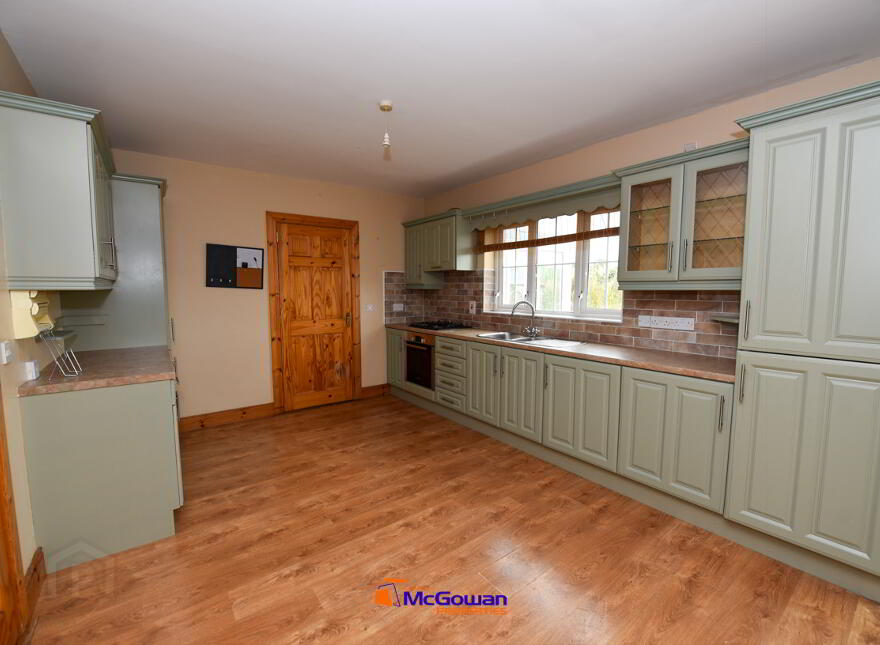 19 Castle Gardens, Drumboe Lower, Stranorlar, F93X8H4