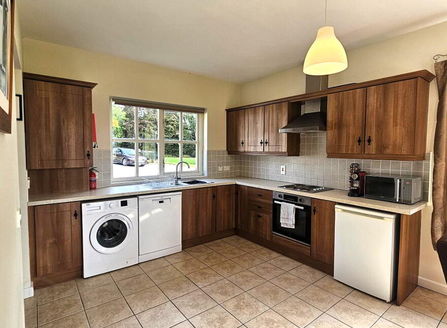 2 Kilmore Quay Cottages, Lisnaskea, BT92 0DZ