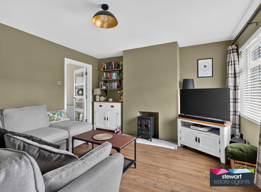 24 Cambrai Park, Waringstown, BT66 7PS