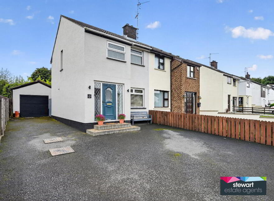 24 Cambrai Park, Waringstown, BT66 7PS