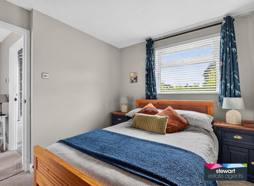 24 Cambrai Park, Waringstown, BT66 7PS