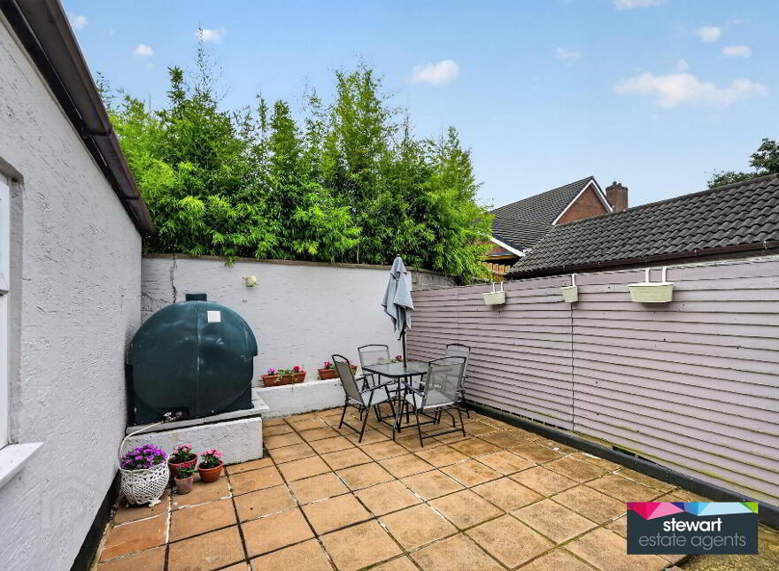 24 Cambrai Park, Waringstown, BT66 7PS