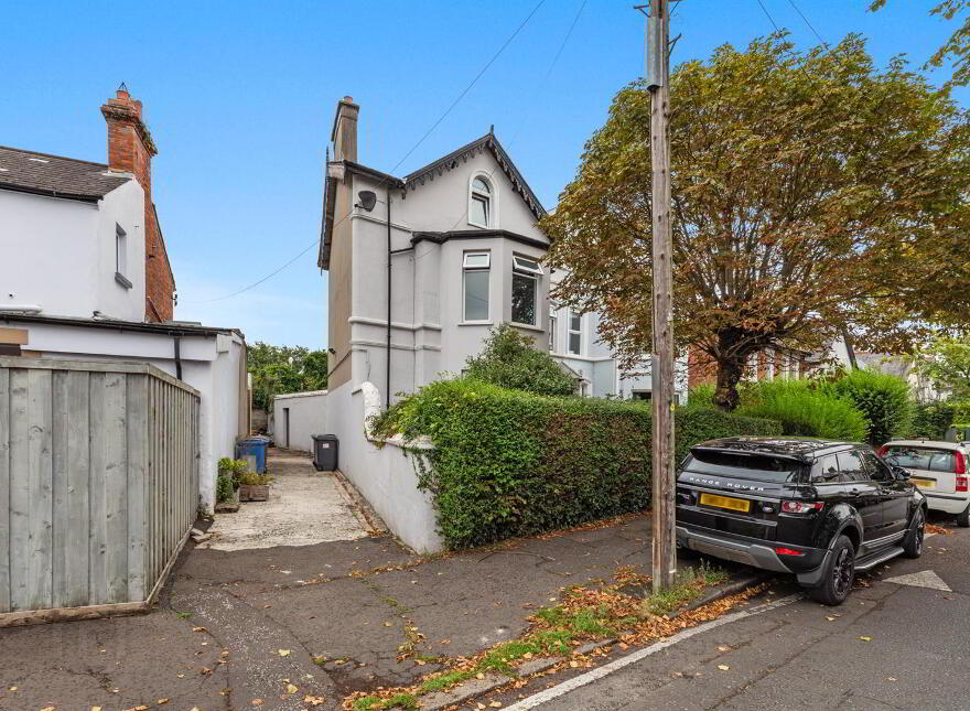 2 Martinez Avenue, Belfast, BT5 5LX