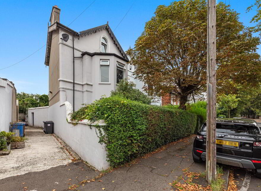 2 Martinez Avenue, Belfast, BT5 5LX