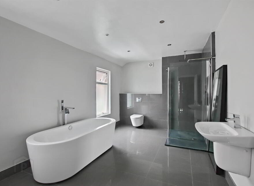 2 Martinez Avenue, Belfast, BT5 5LX