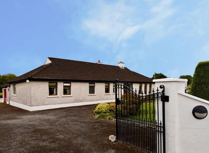 Dooneen, Meehan Quarter, Coosan, Athlone, N37H5V0