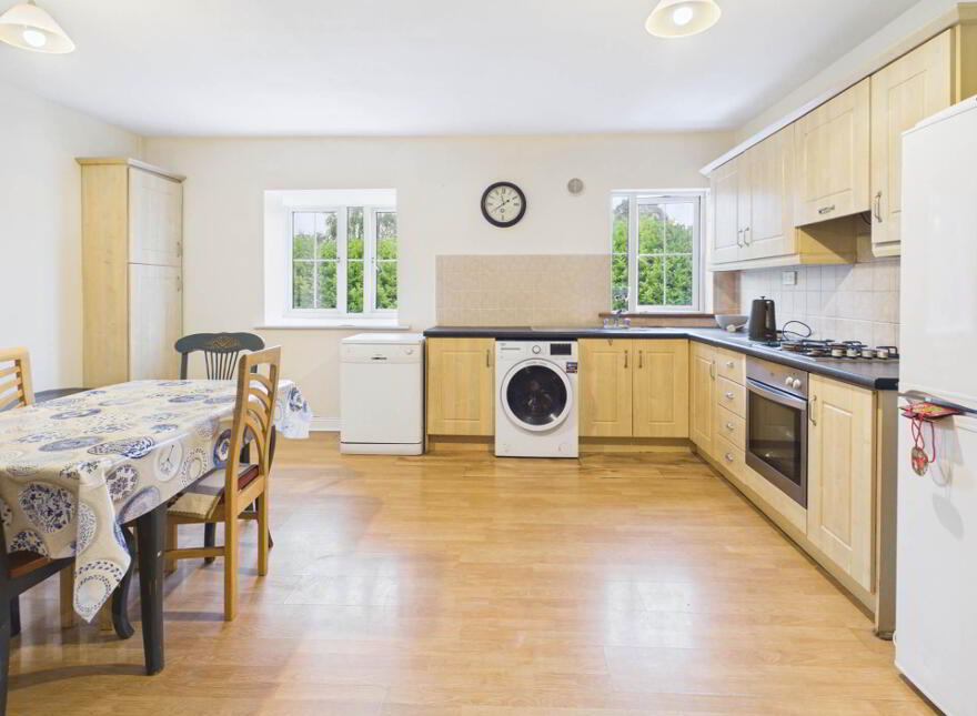 14 Fairfield, Athy, R14PN29