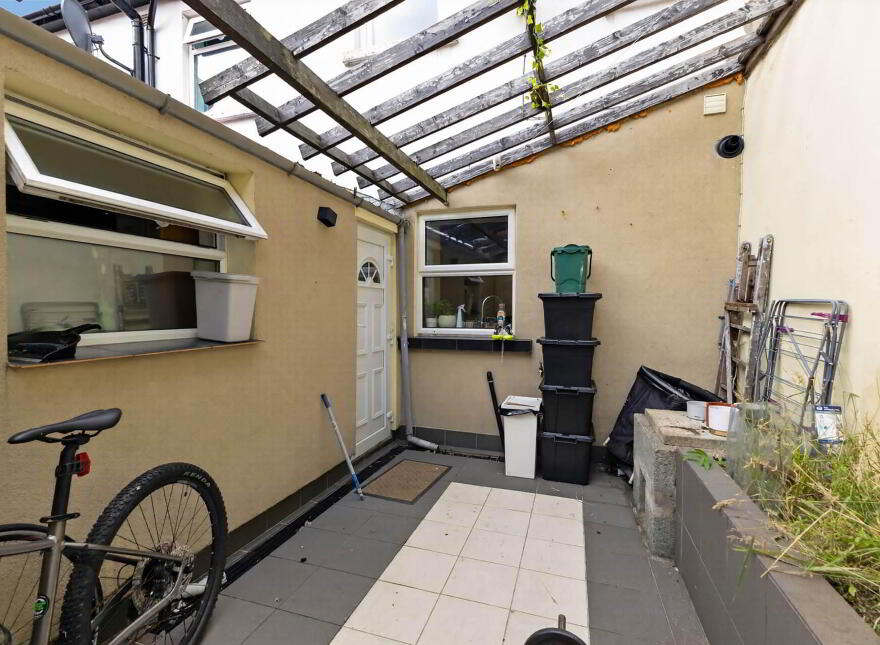 102 Imperial Street, Ravenhill, Belfast, BT6 8JP