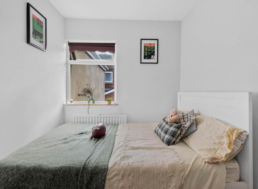 102 Imperial Street, Ravenhill, Belfast, BT6 8JP