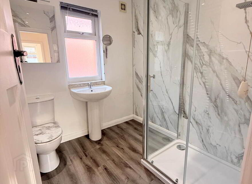 25 Shaw Street, Belfast, BT4 1PT