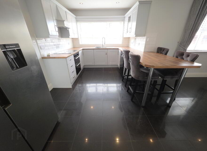 15 Altiskane, Strabane, BT82 8RW