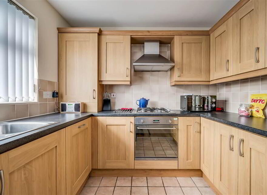 Apartment 2 Glendale Court 182 Saintfield Road, Belfast, BT8 6HN