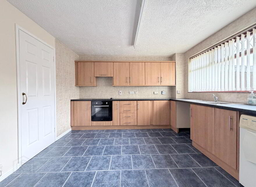 4 Hillhead Drive, Banbridge, BT32 3XE