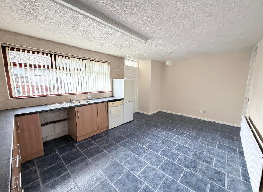 4 Hillhead Drive, Banbridge, BT32 3XE