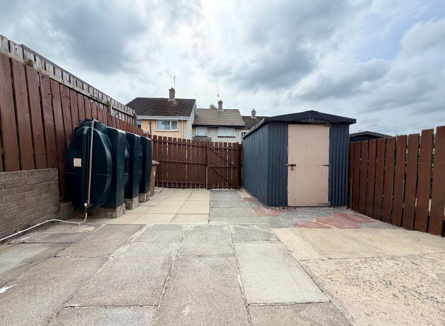 4 Hillhead Drive, Banbridge, BT32 3XE