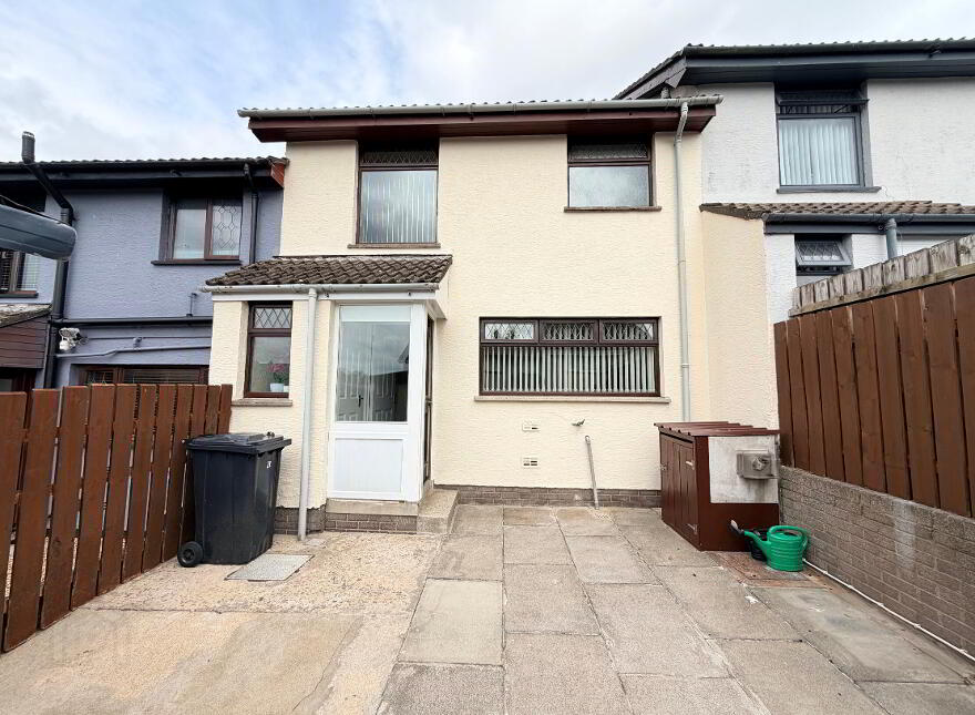 4 Hillhead Drive, Banbridge, BT32 3XE