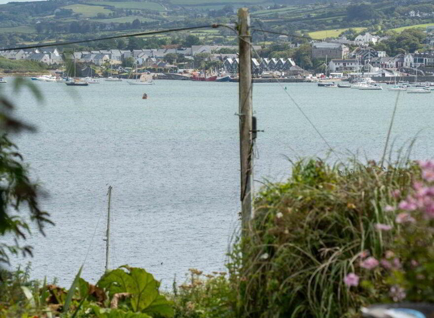 The Top House, Farranacoush Sherkin Island, Baltimore, P81E209