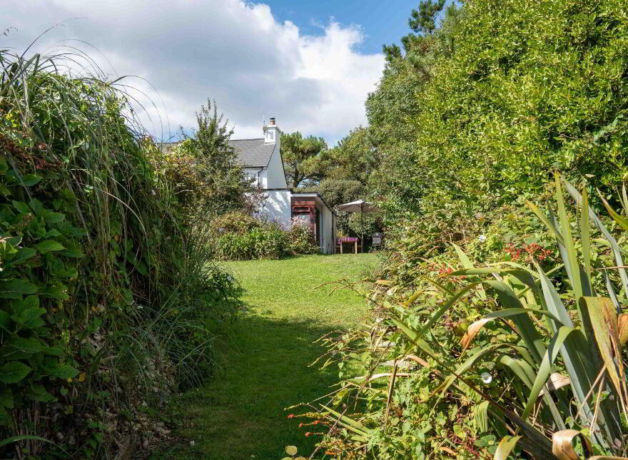 The Top House, Farranacoush Sherkin Island, Baltimore, P81E209