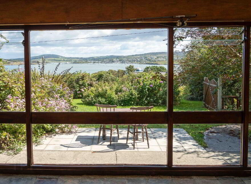 The Top House, Farranacoush Sherkin Island, Baltimore, P81E209