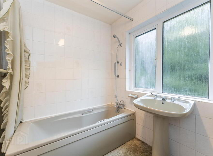17 Ballyhill Road, Nutts Corner, Crumlin, BT29 4TN