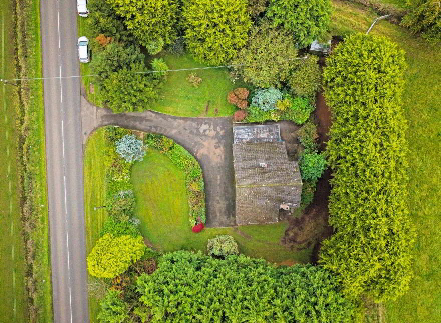 17 Ballyhill Road, Nutts Corner, Crumlin, BT29 4TN
