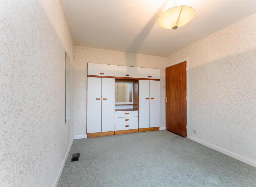 17 Ballyhill Road, Nutts Corner, Crumlin, BT29 4TN
