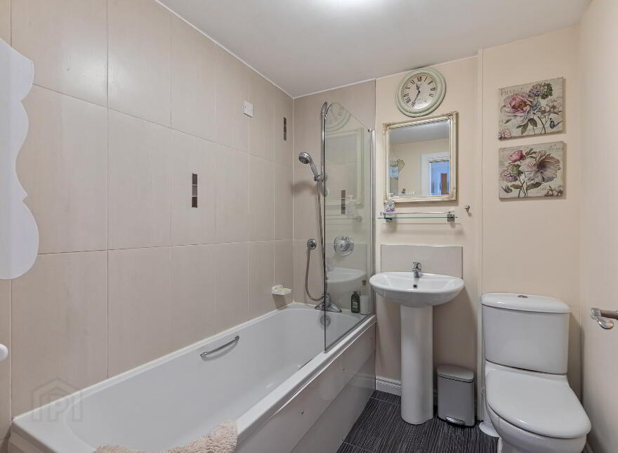 4 Clifton Gate, Bangor, BT20 5DZ