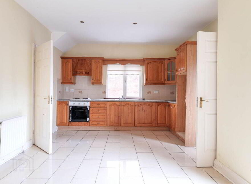 31 Earls Court, Athy, R14N156