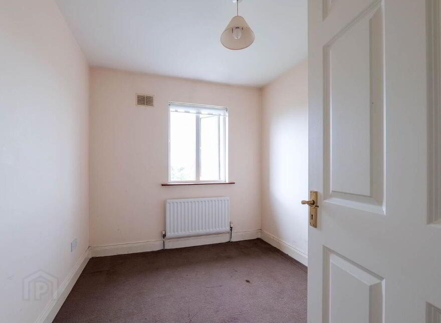 31 Earls Court, Athy, R14N156