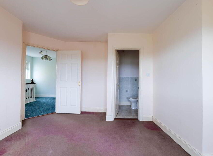 31 Earls Court, Athy, R14N156
