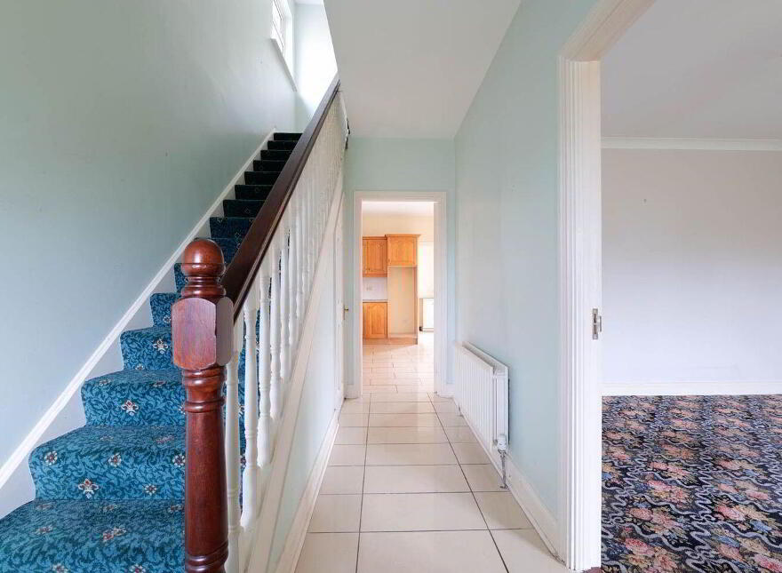 31 Earls Court, Athy, R14N156