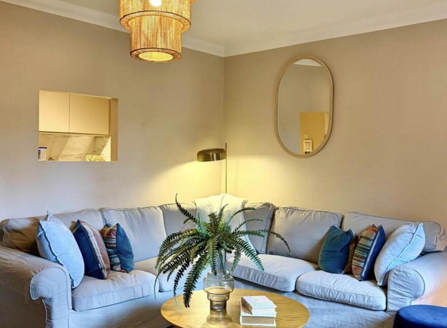 29 The Crescent, Larch Hill, Santry, Dublin, D17NA69