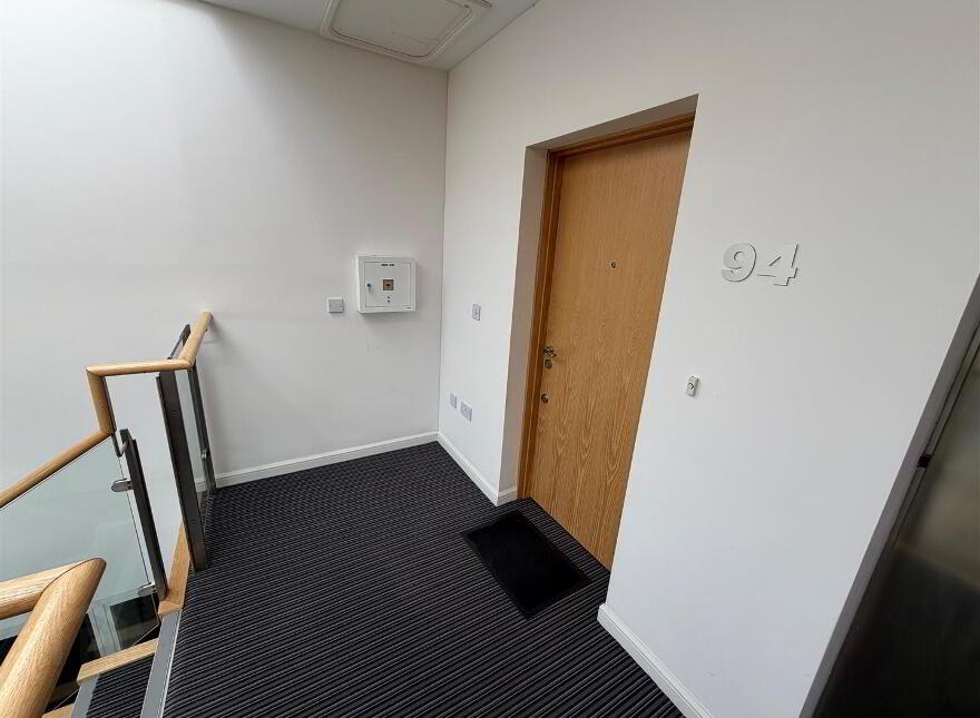 94 Castle Street, Castle Gate, Bangor, BT20 4SY
