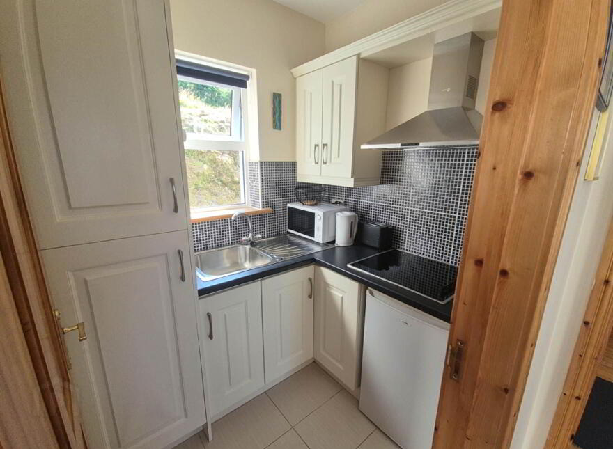 Grange, Inch Island, F93KW97