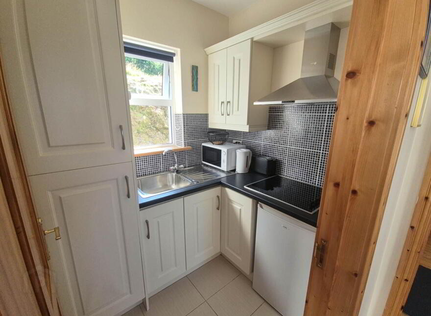 Grange, Inch Island, F93KW97