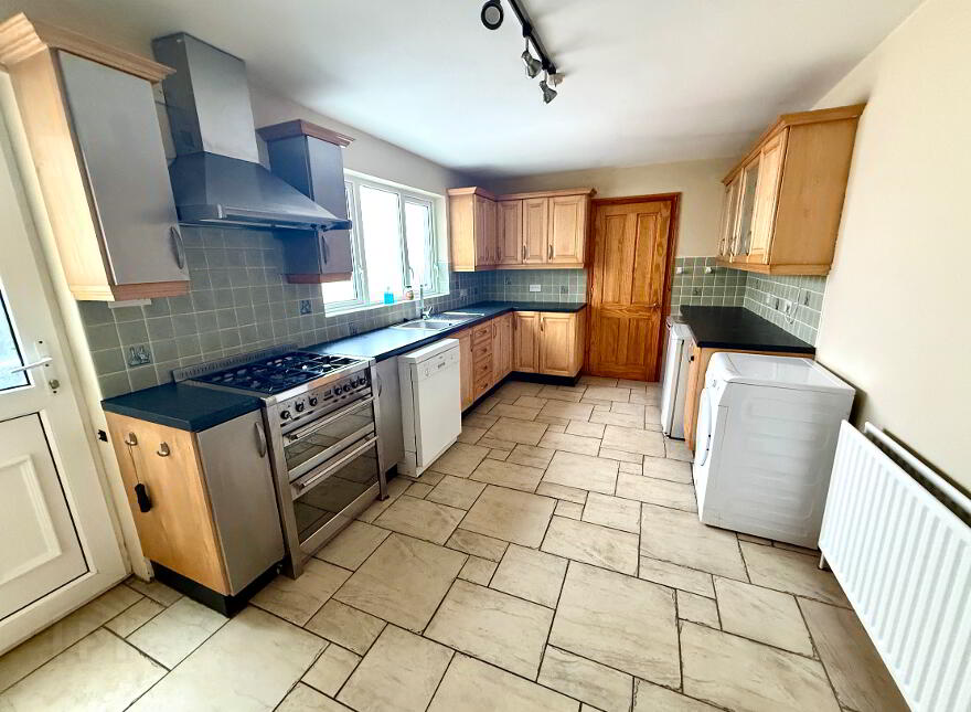 53 Groarty Road, Derry, BT48 0JY