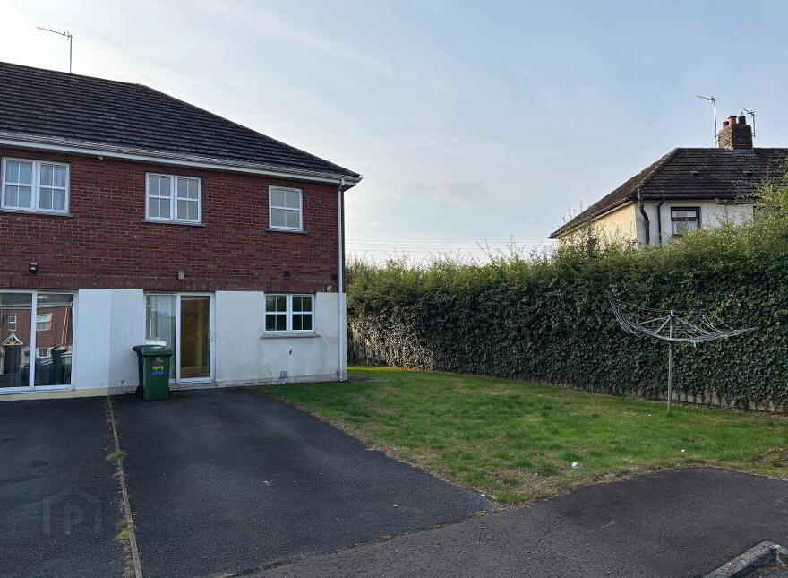 33 Ballynadrone Meadows, Magheralin, BT67 0FY