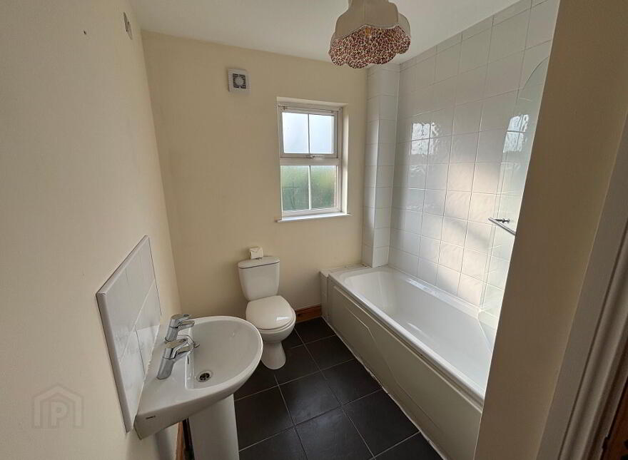 33 Ballynadrone Meadows, Magheralin, BT67 0FY