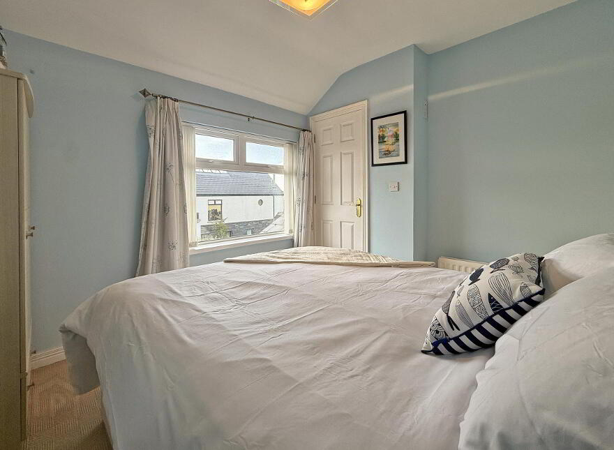 52 Craigahulliar Road, Portrush, BT56 8NN