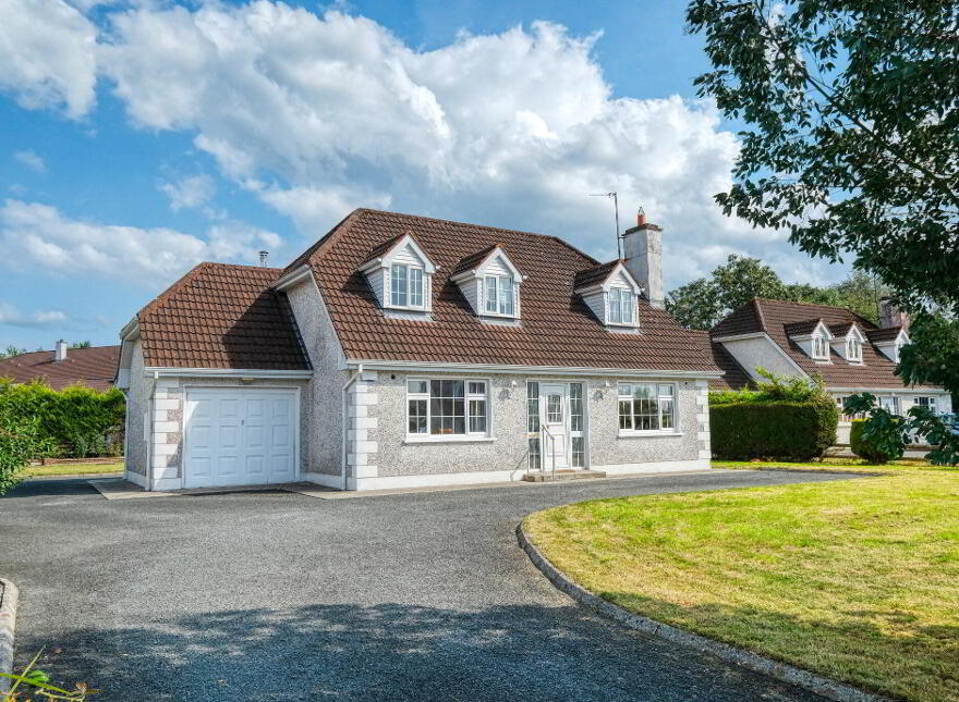 6 Laurel Avenue, Ballinalee Road, N39W8C0