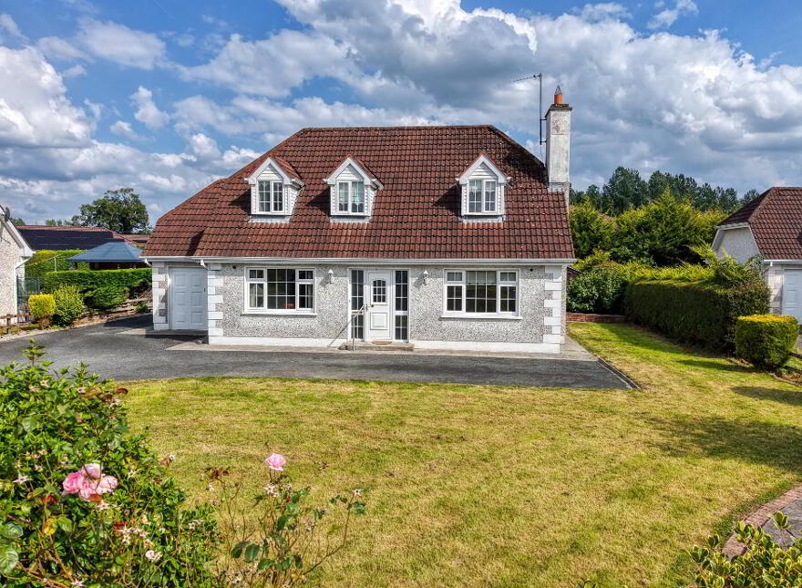 6 Laurel Avenue, Ballinalee Road, N39W8C0