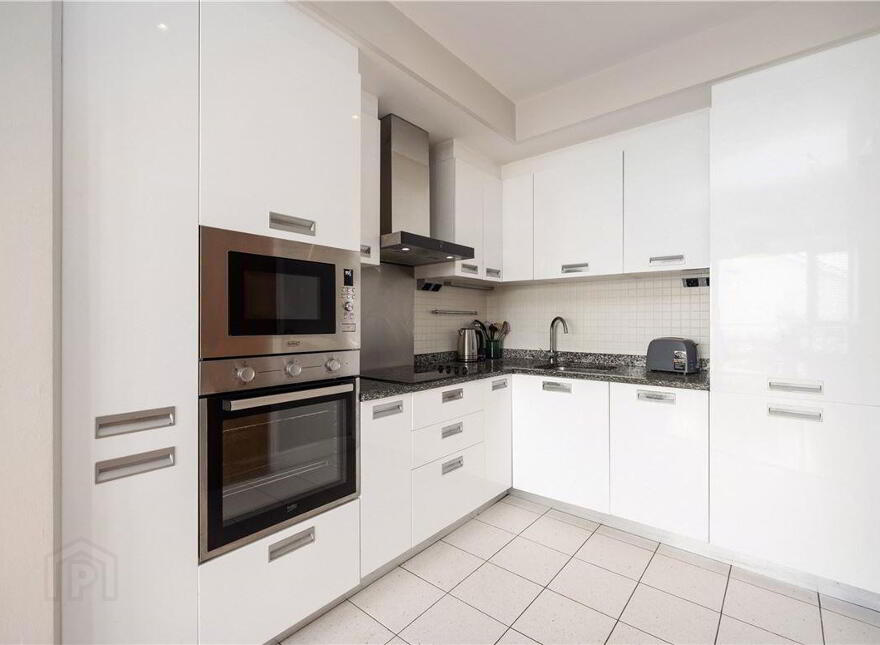 10 Mimosa Hall, Levmoss Park, The Gallops, Dublin, D18W354