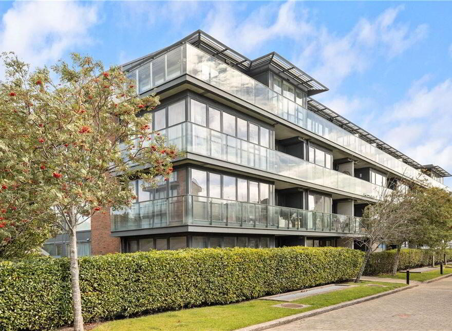 10 Mimosa Hall, Levmoss Park, The Gallops, Dublin, D18W354
